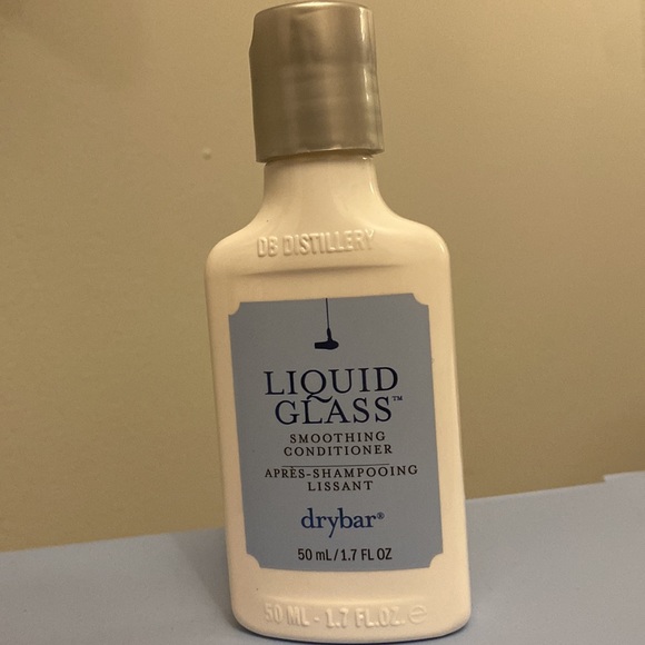 Mini Liquid glass Dry Bar smoothing shampoo and conditioner - Picture 2 of 3